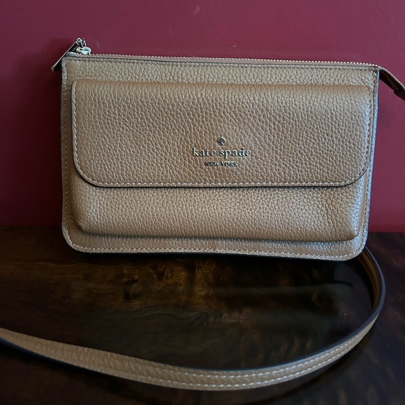 Kate Spade crossbody - Picture 2 of 2